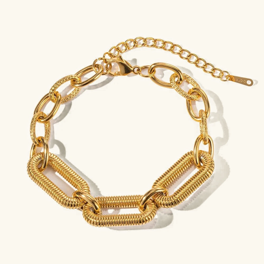 Vonnie Gold Bracelet Image