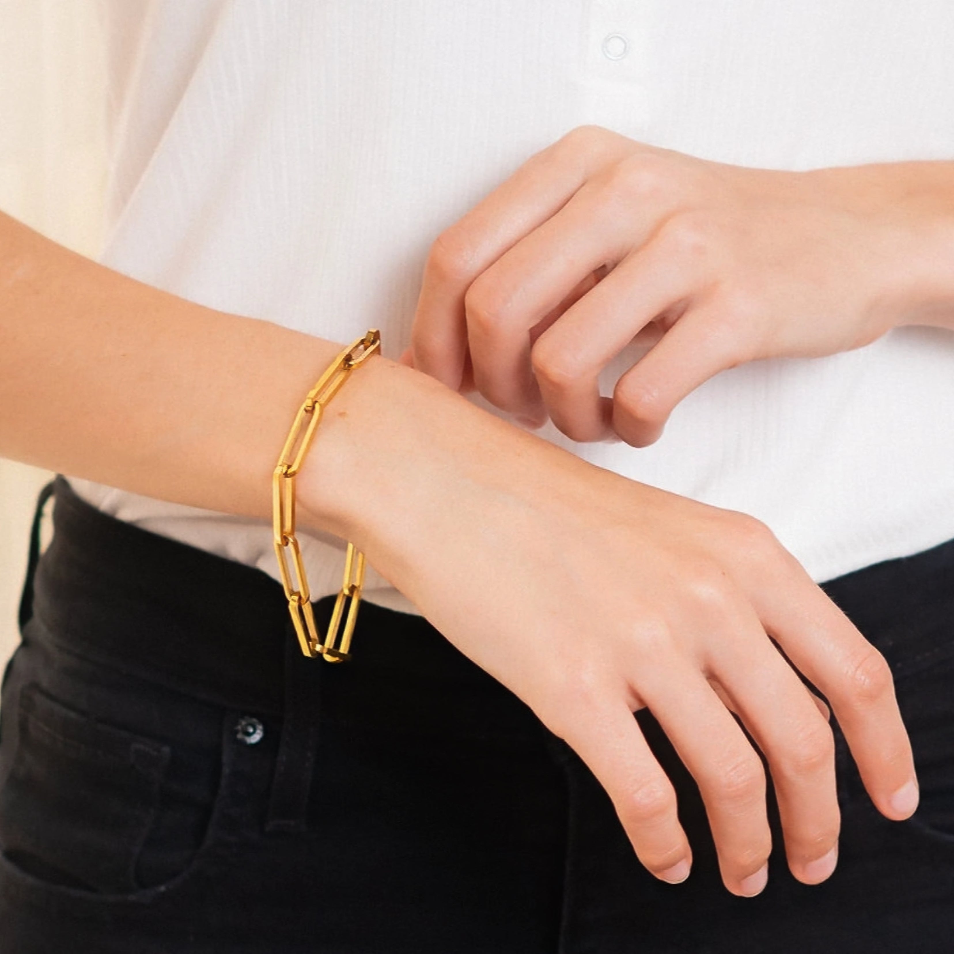 Asta Gold Paperclip Chain Bracelet Image