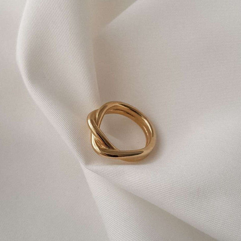 Viola Gold Ring Image