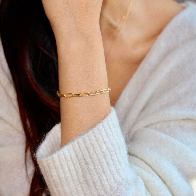 Eloise Gold Paperclip Bracelet Image