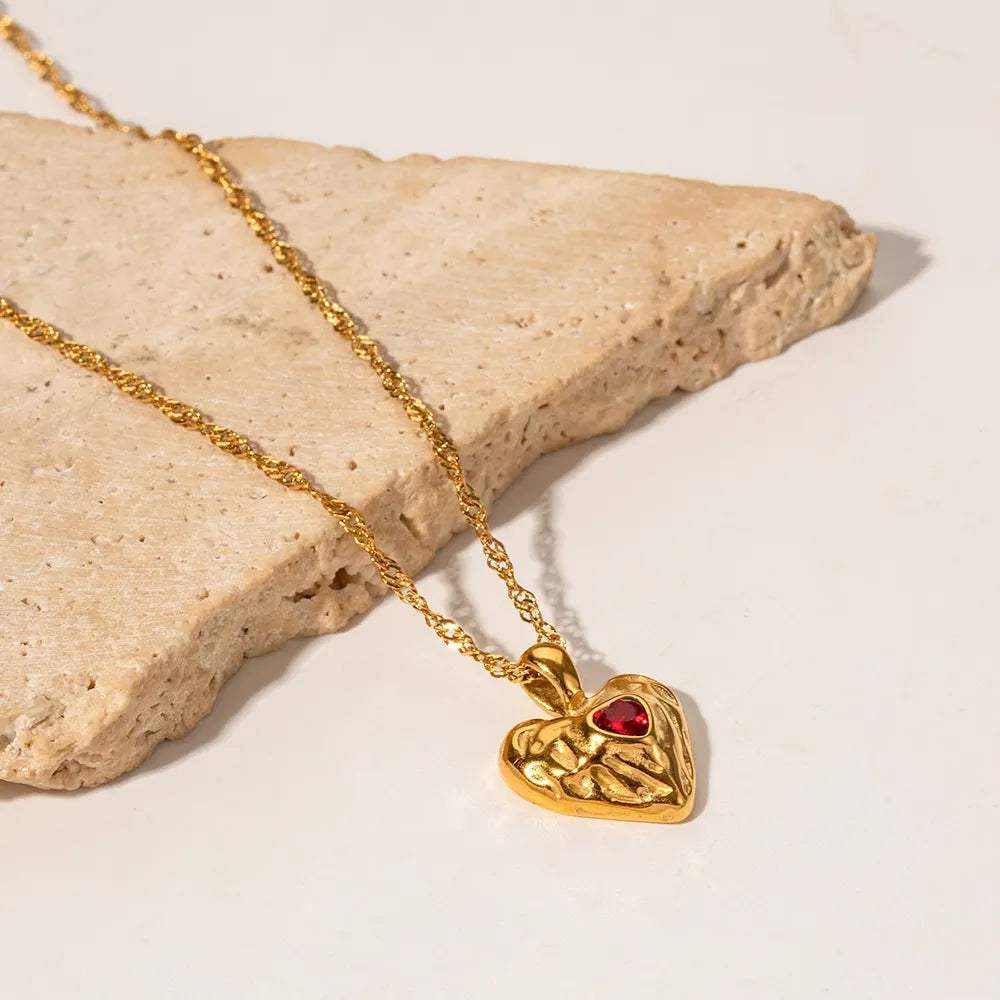 Vesper Gold Heart Necklace Image