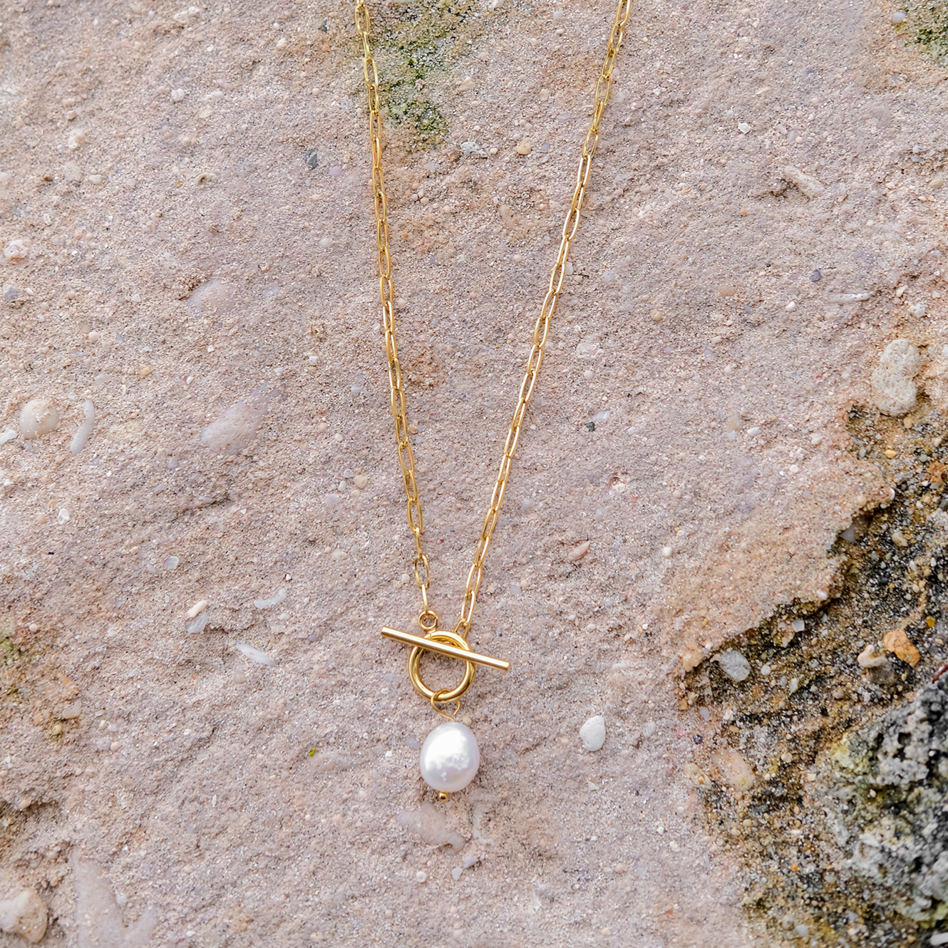 Aphrodite Freshwater Pearl Necklace Image