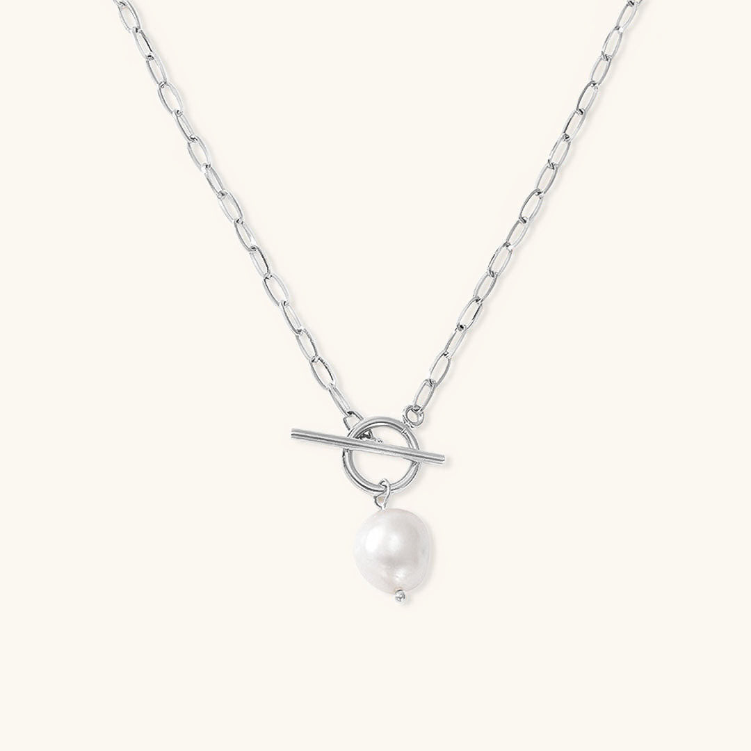 Aphrodite Freshwater Pearl Necklace Image