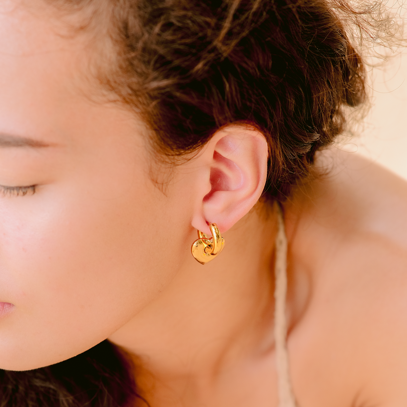 Aria's Arrow Gold Earrings Image