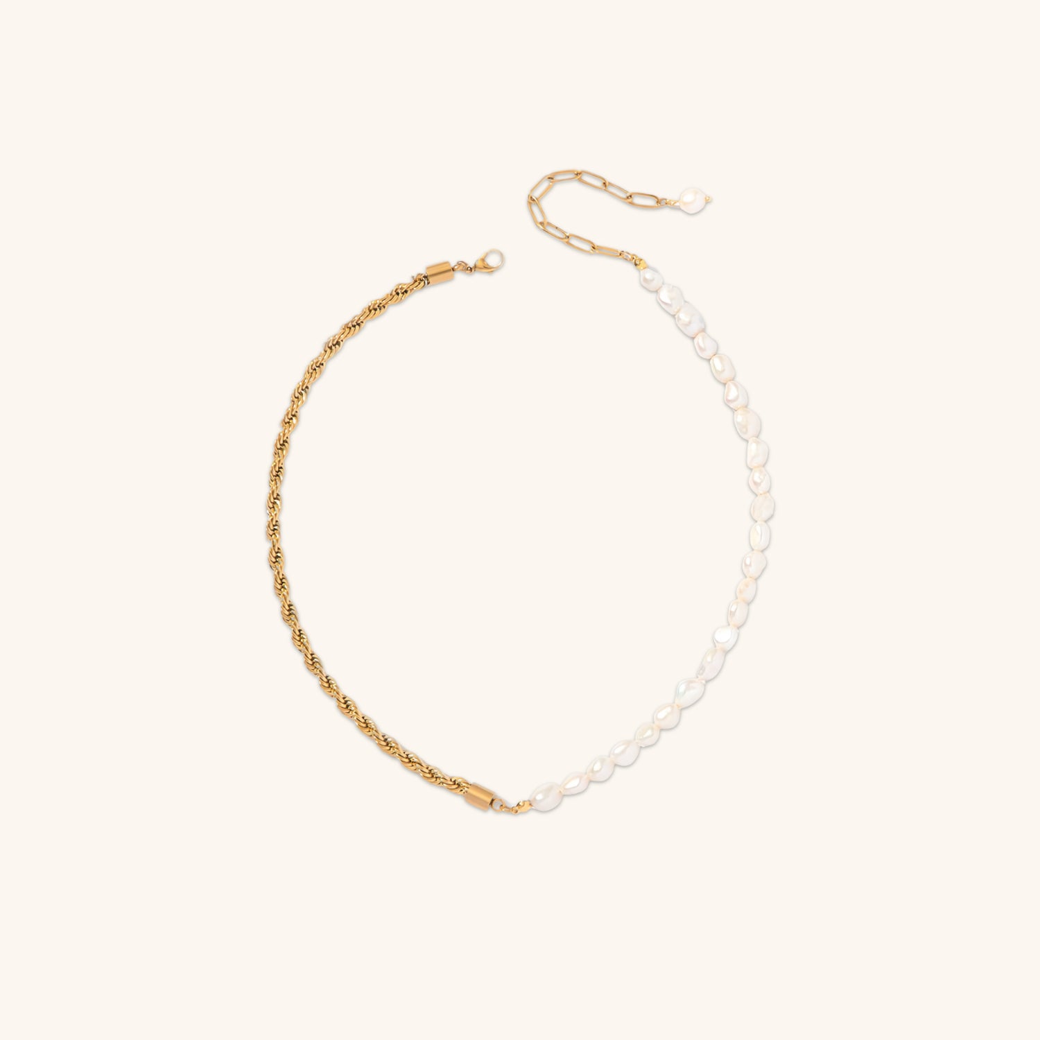 Dualia Gold Pearl Necklace Image