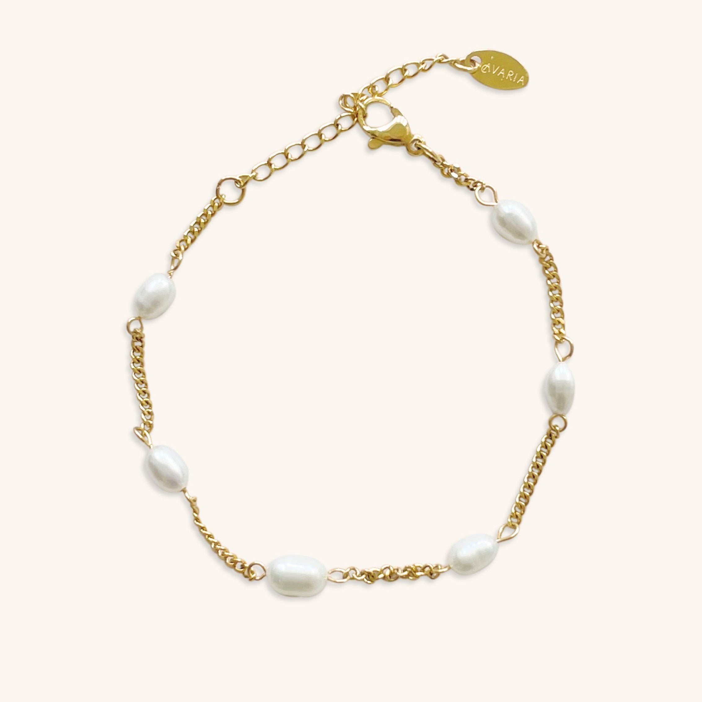 Coralie Freshwater Pearl Bracelet Image