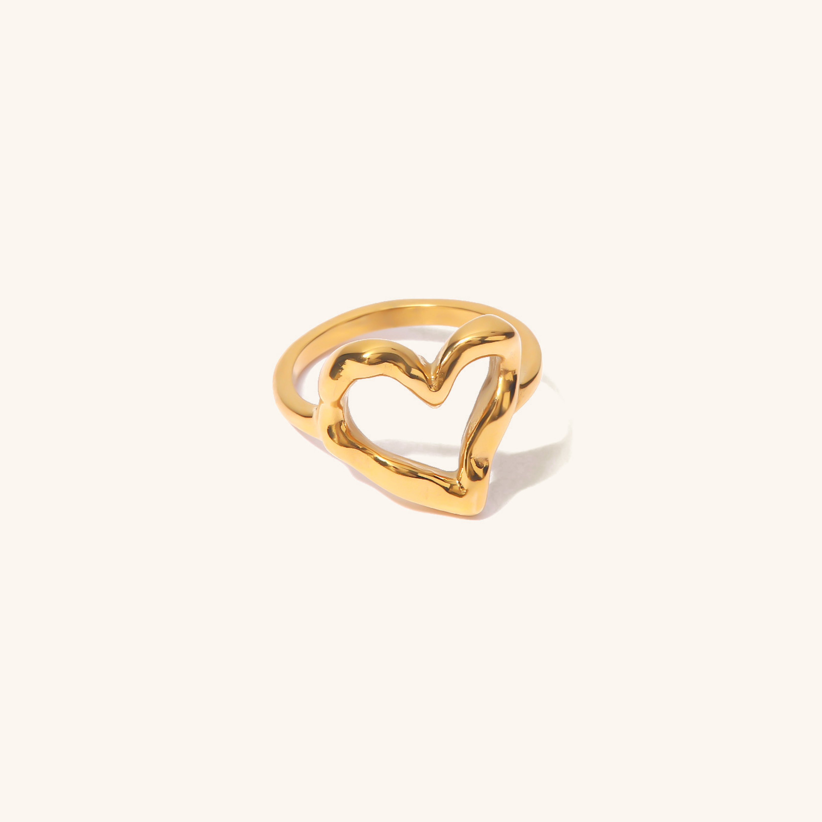 Verity Heart Ring Image