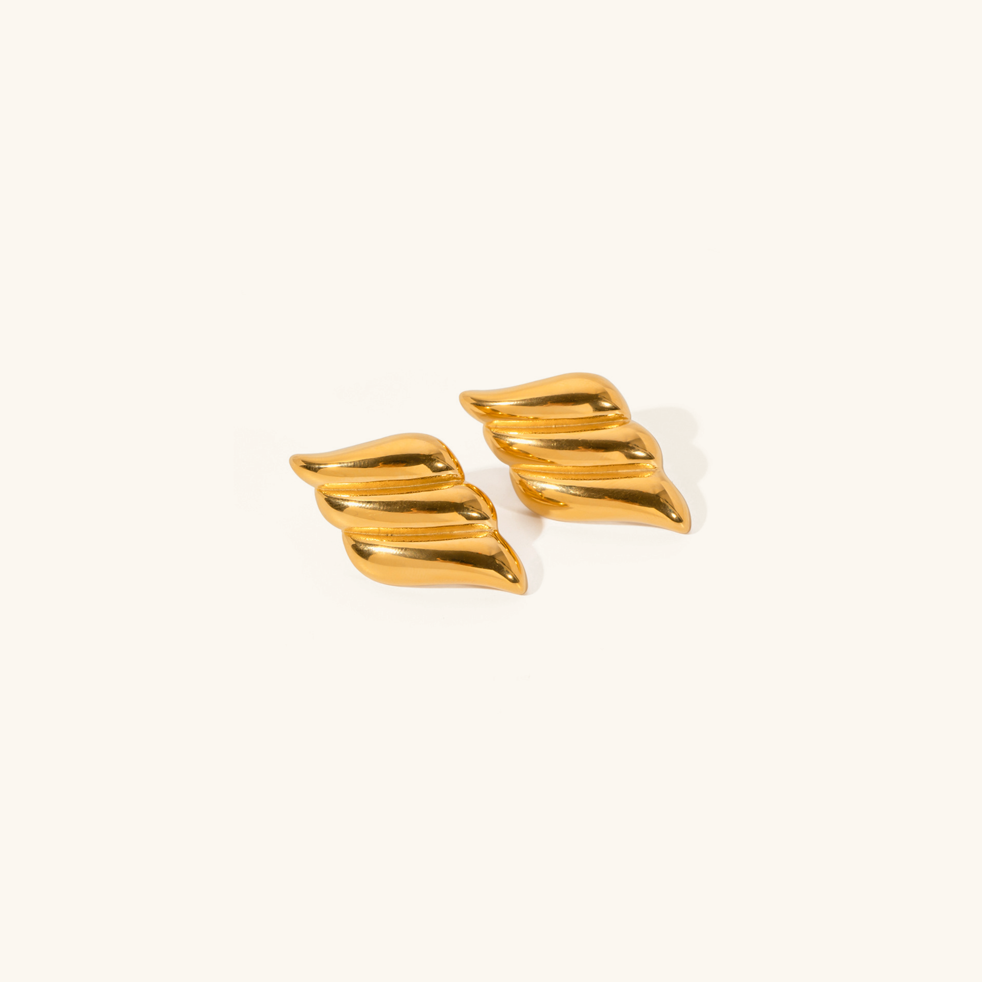 Vera Gold Earrings Image