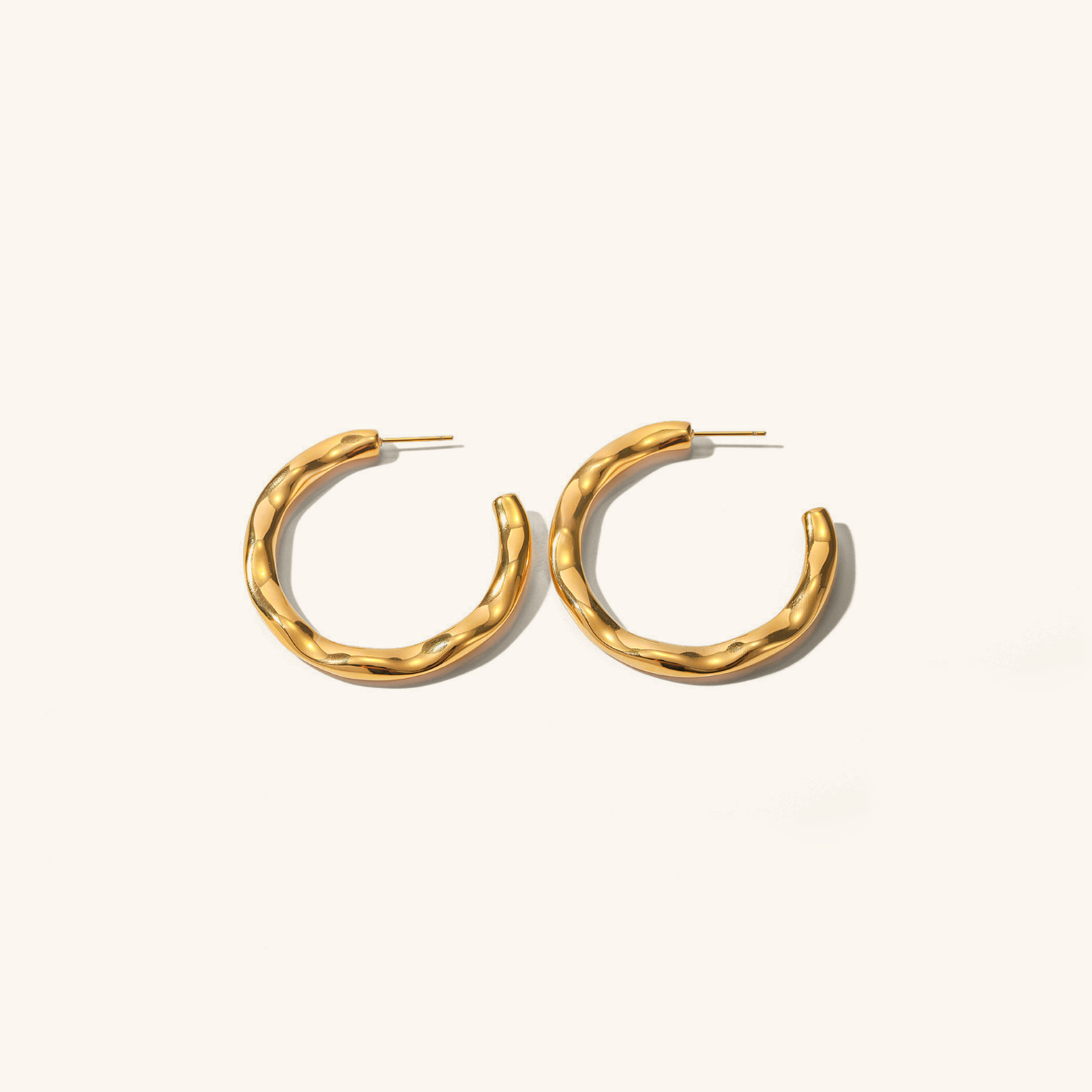 Riley Gold Earrings Image