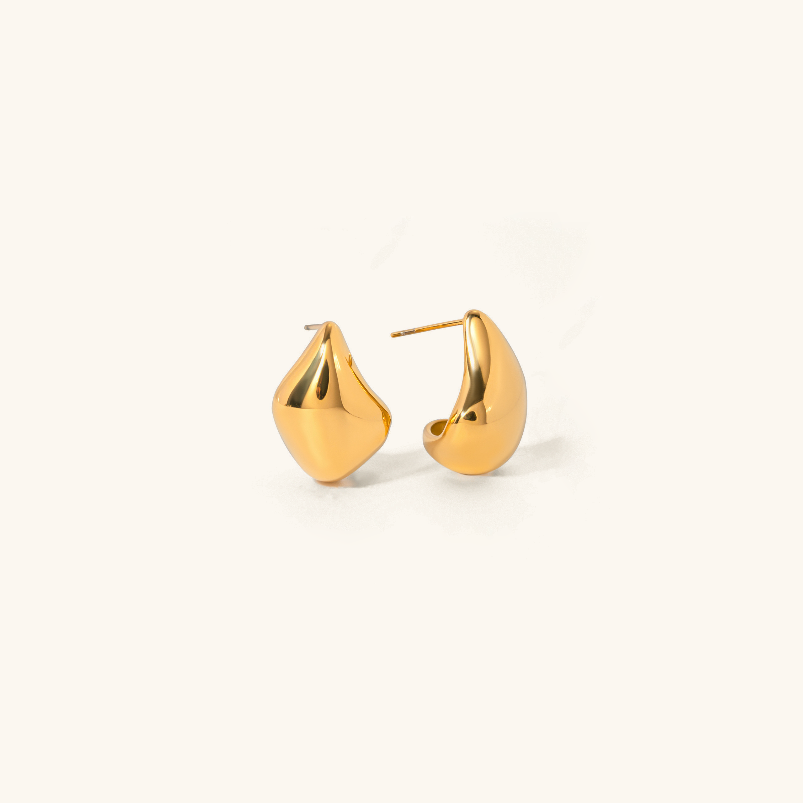 Selena Gold Earrings Image