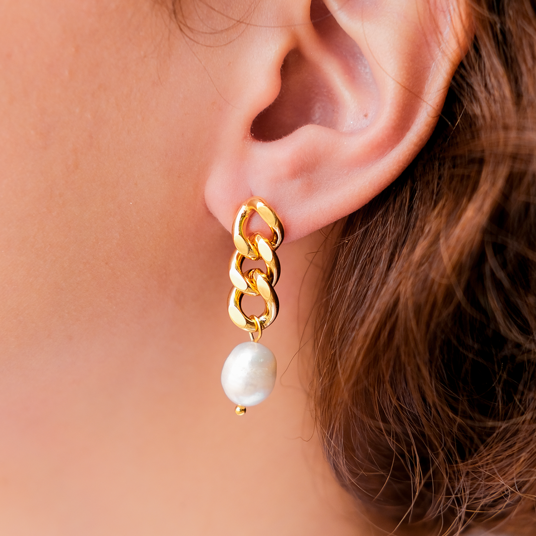 Lumina Pearl Earrings