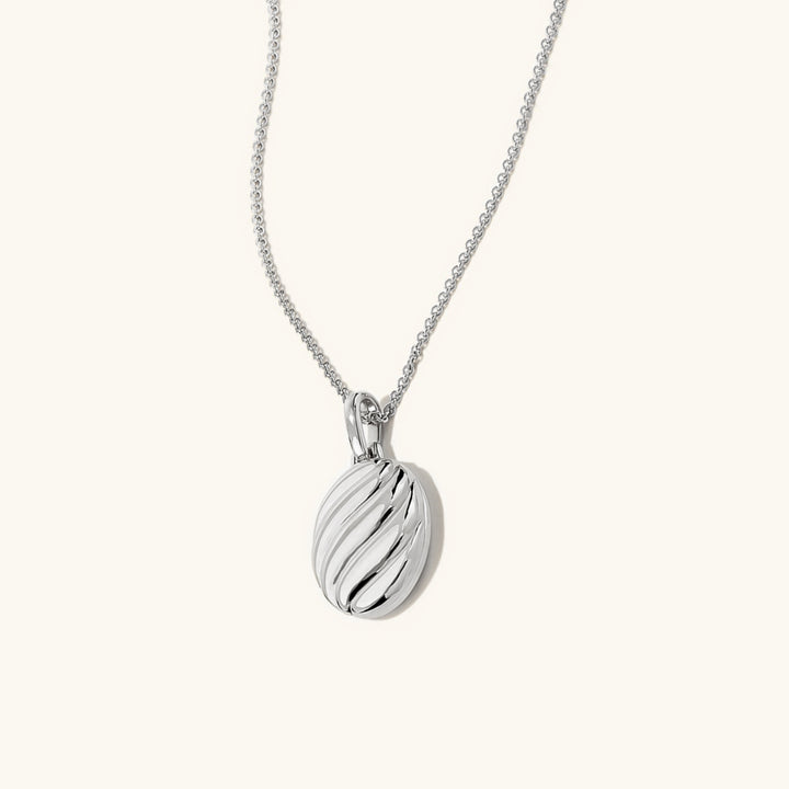 Linda Gold Croissant Necklace