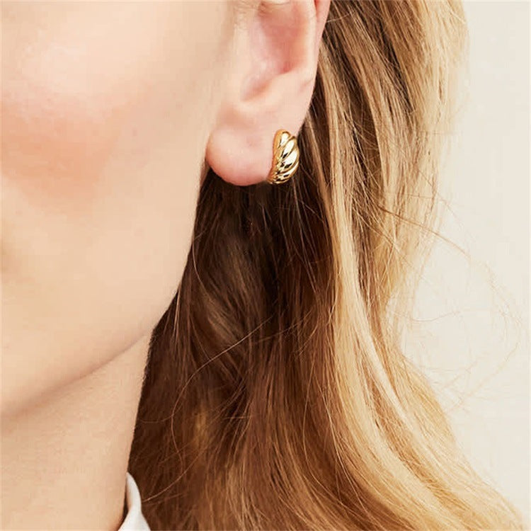 Croissant Huggie Earrings Image