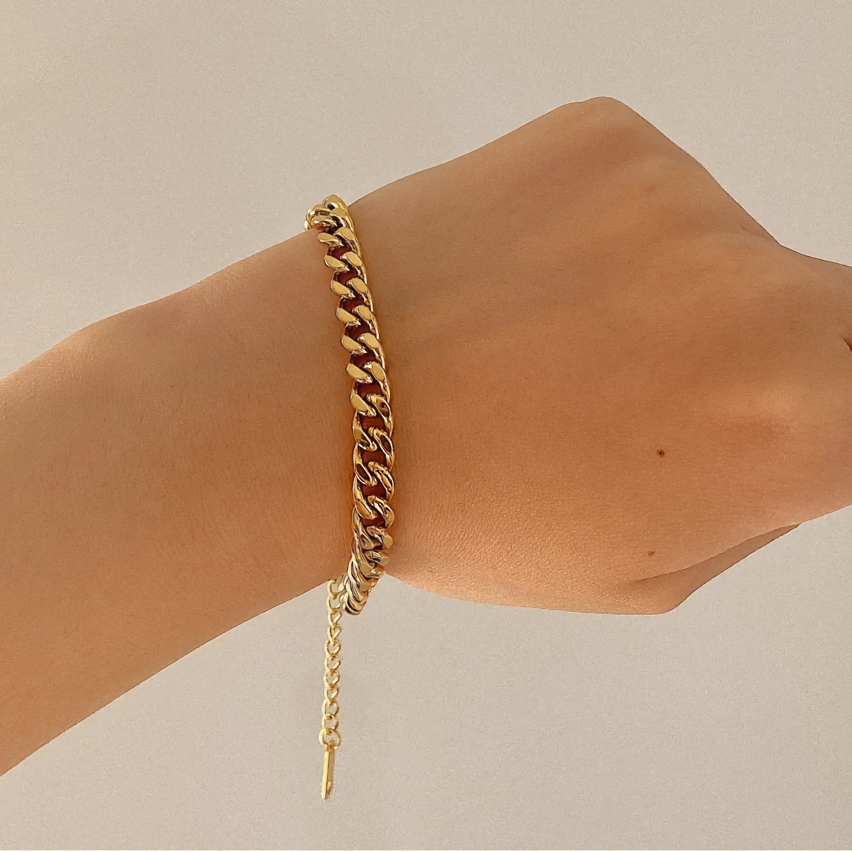 Jean Gold Chain Bracelet Image