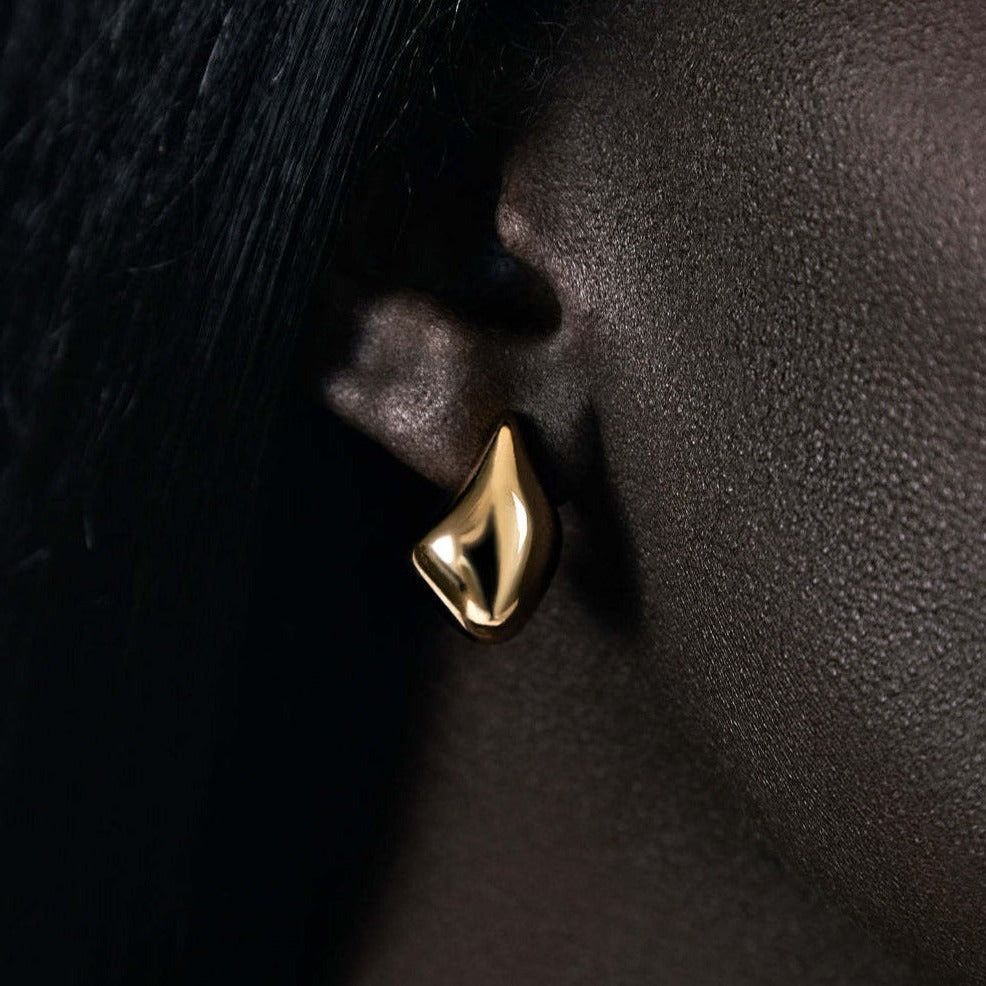 Amelie Gold Earrings Image