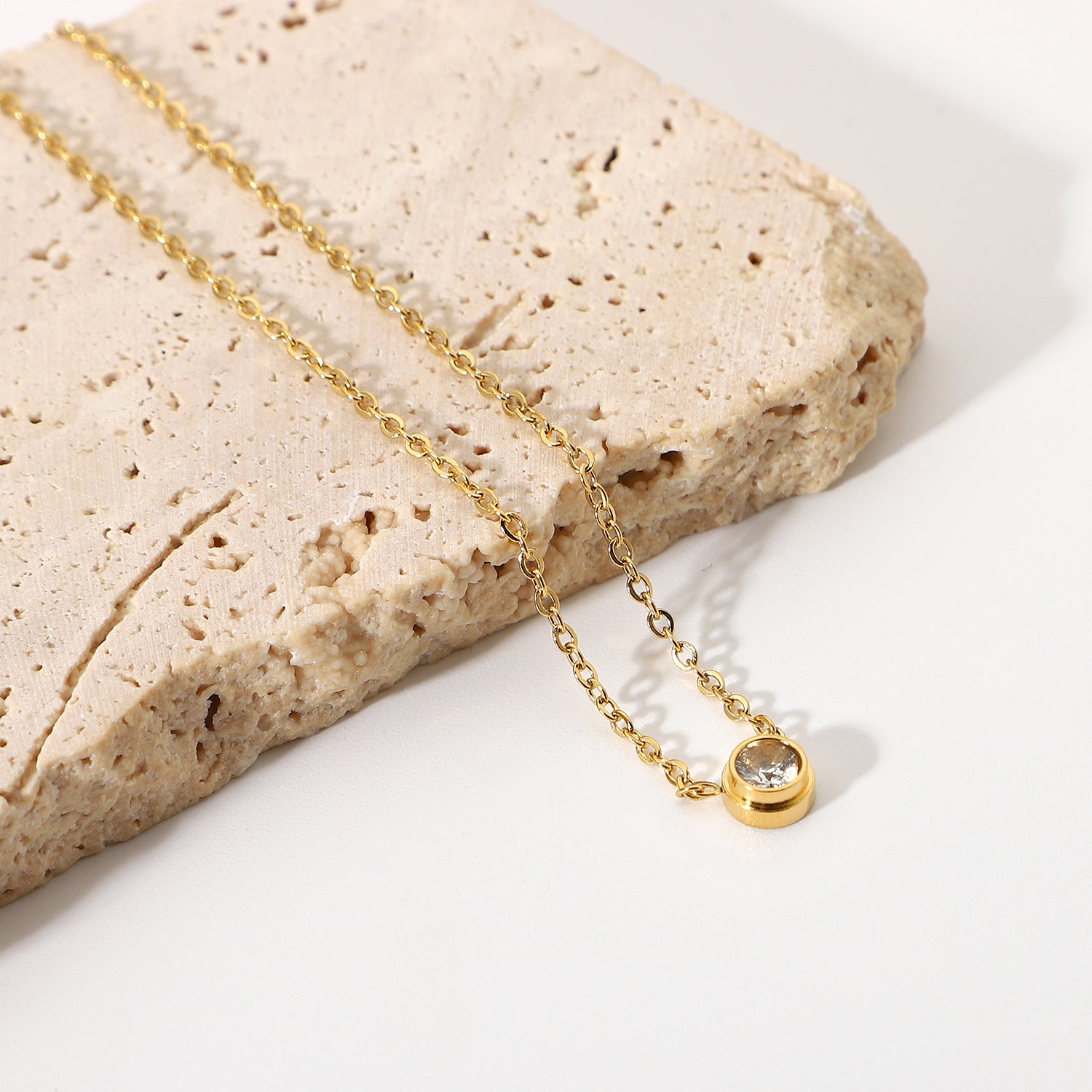 Kira Gold Necklace Image