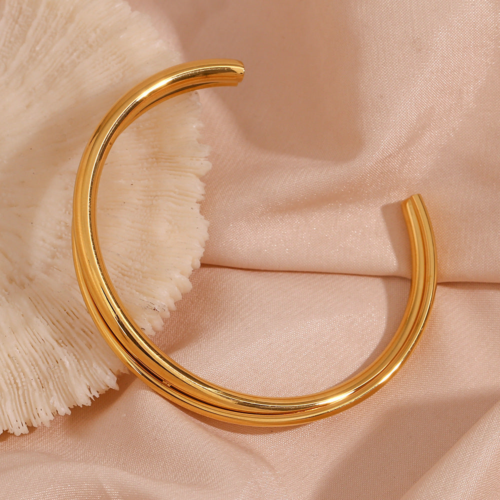 Rianne Layered Gold Bangle Image