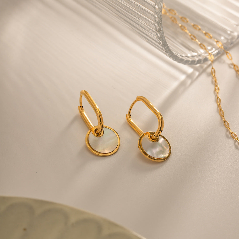 Lora Gold Earrings Image