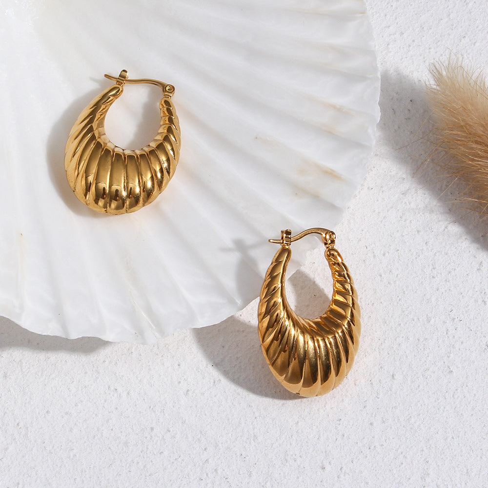 Camila Croissant Earrings Image