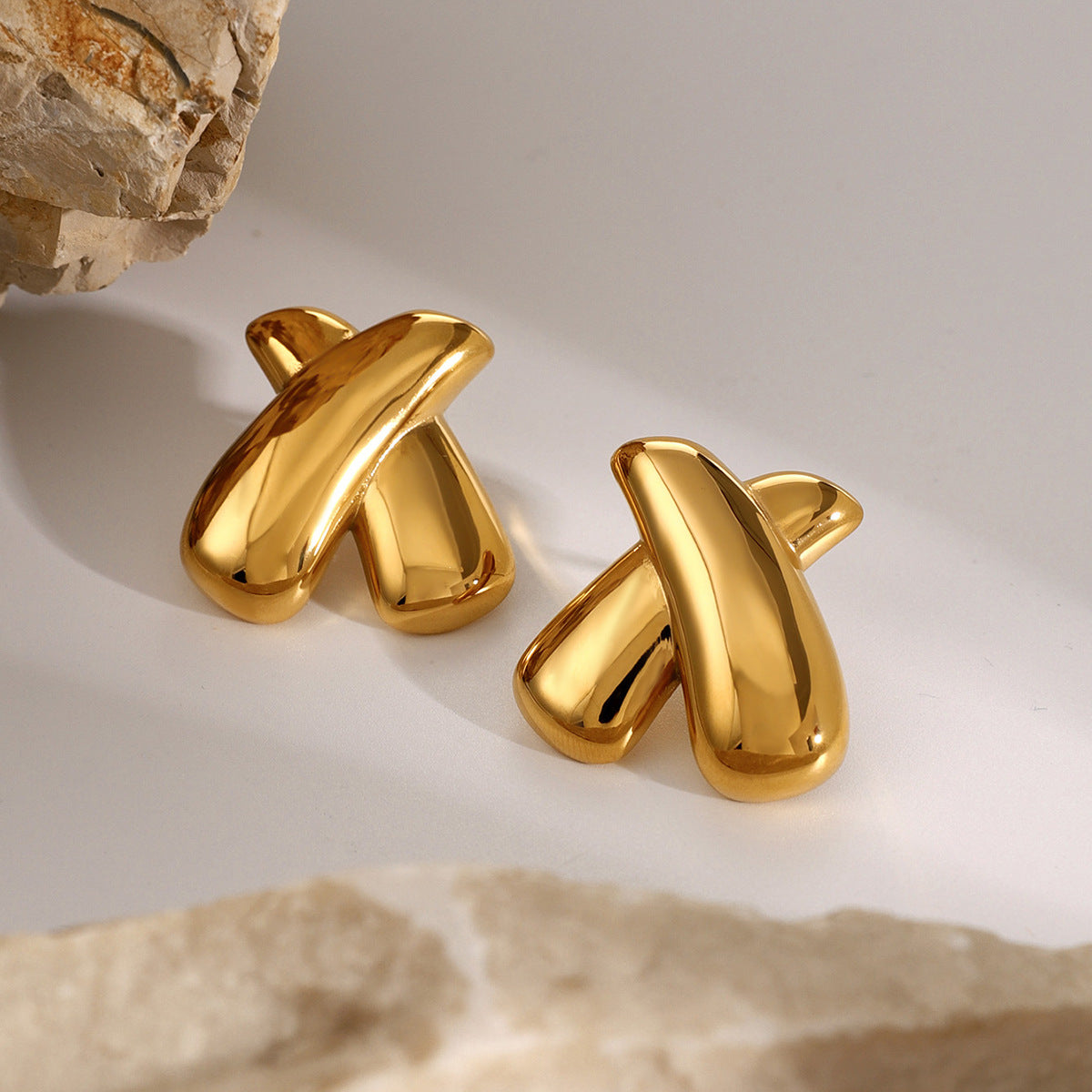 Catarina Gold Earrings Image