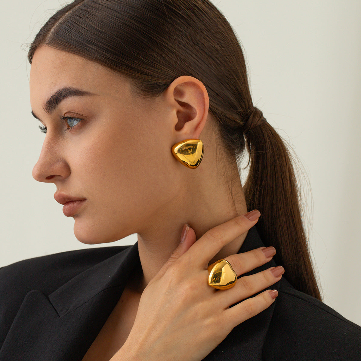 Reagan Gold Earrings Image