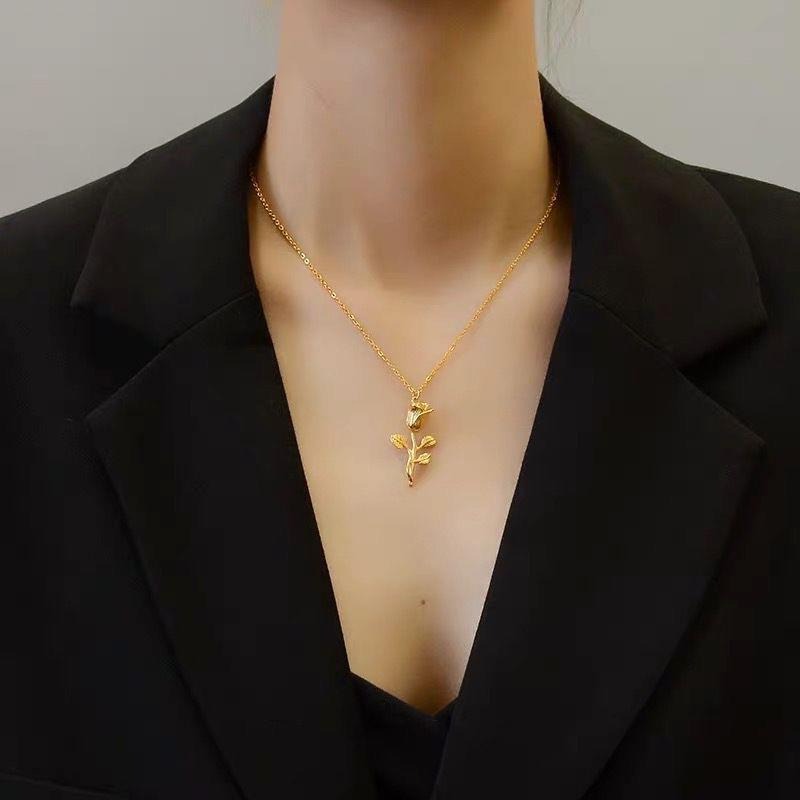 Celia Gold Necklace Image