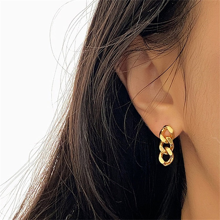 Giselle Gold Chain Earring Image