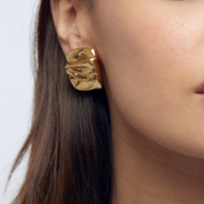 Evette Gold Earrings Image