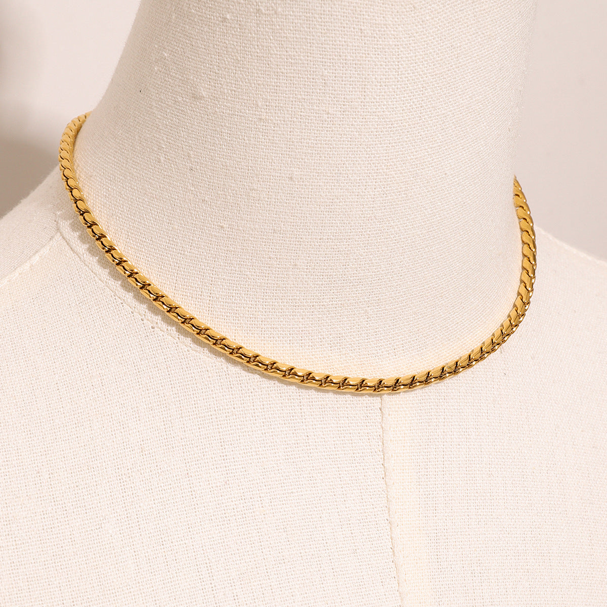 Mirabella Gold Necklace Image