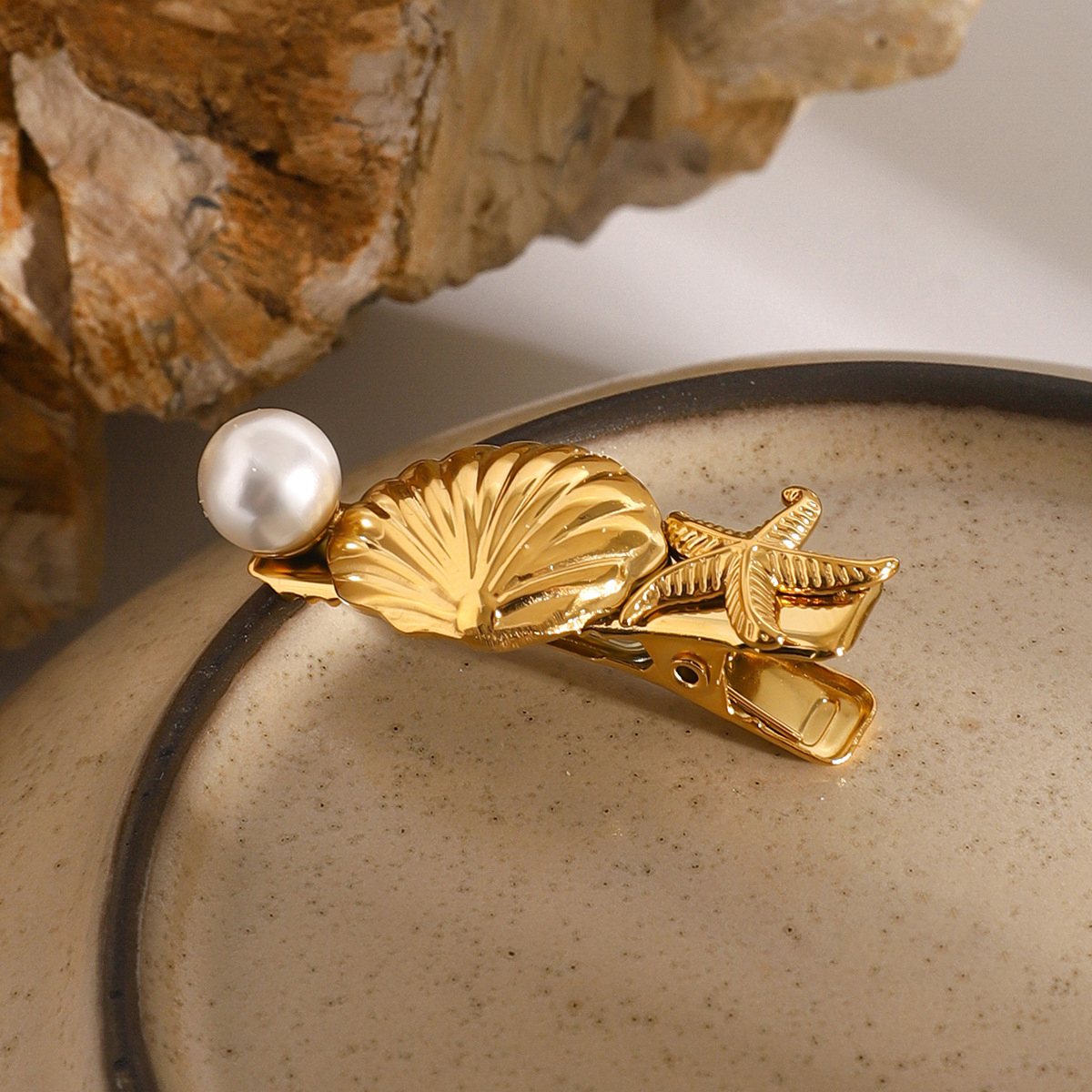 Tidal Treasures Gold Hair Clip Image