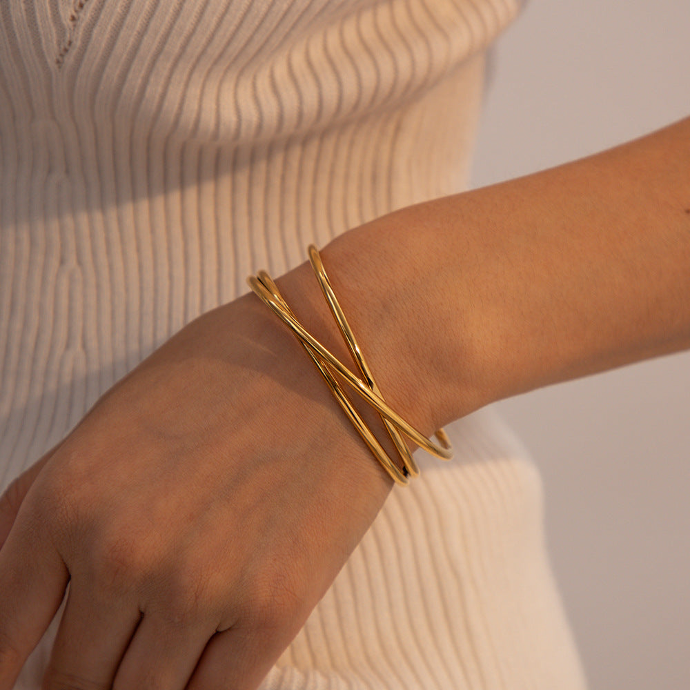 Dolly Gold Bracelet Image