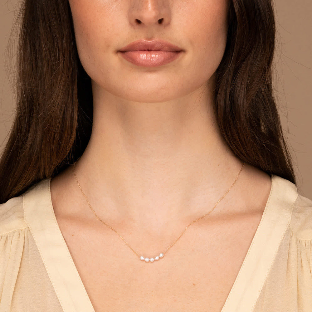 Elle Gold Pearl Necklace Image