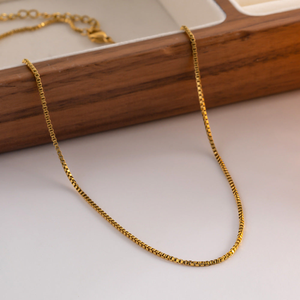 Geordyn Gold Chain Necklace Image