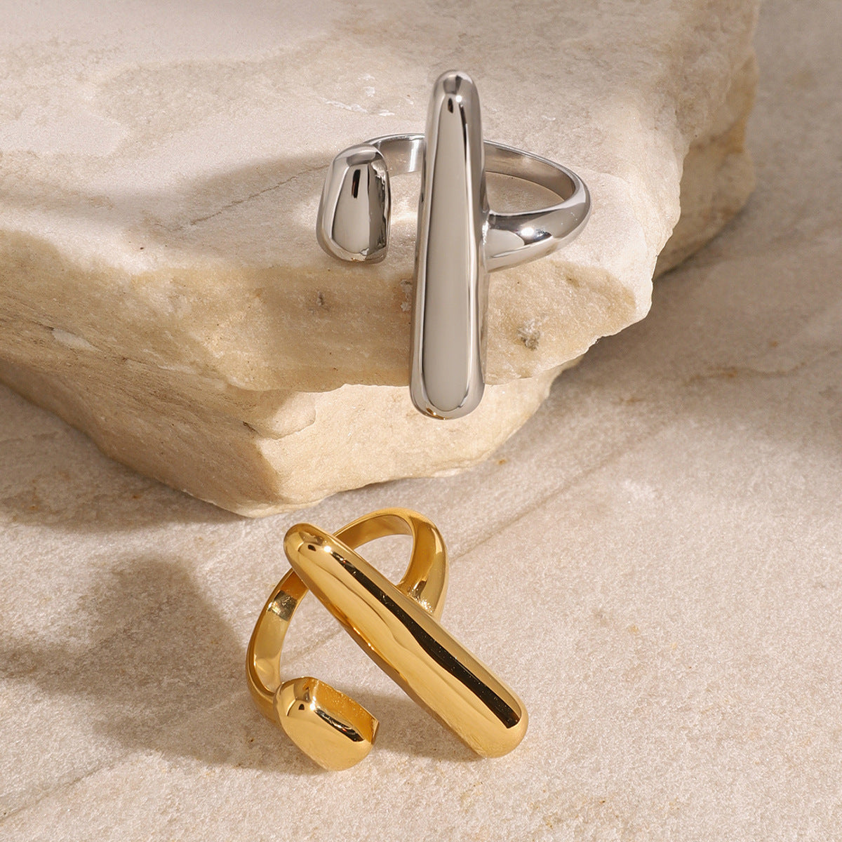 Seraphina Contemporary Gold Ring Image