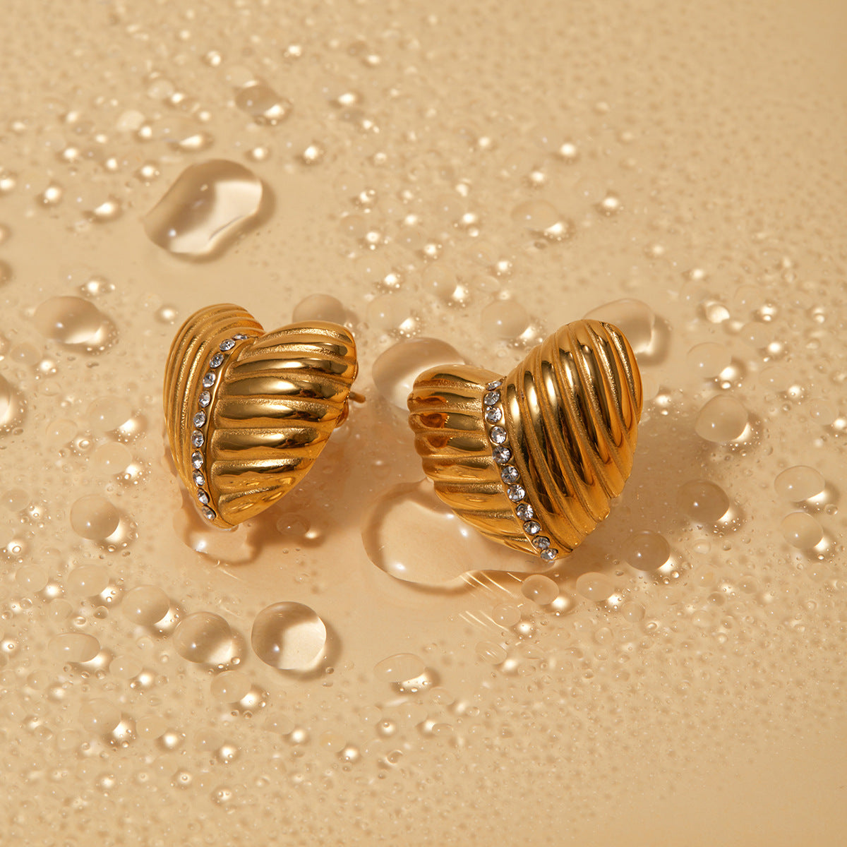 Selene Gold Earrings Image