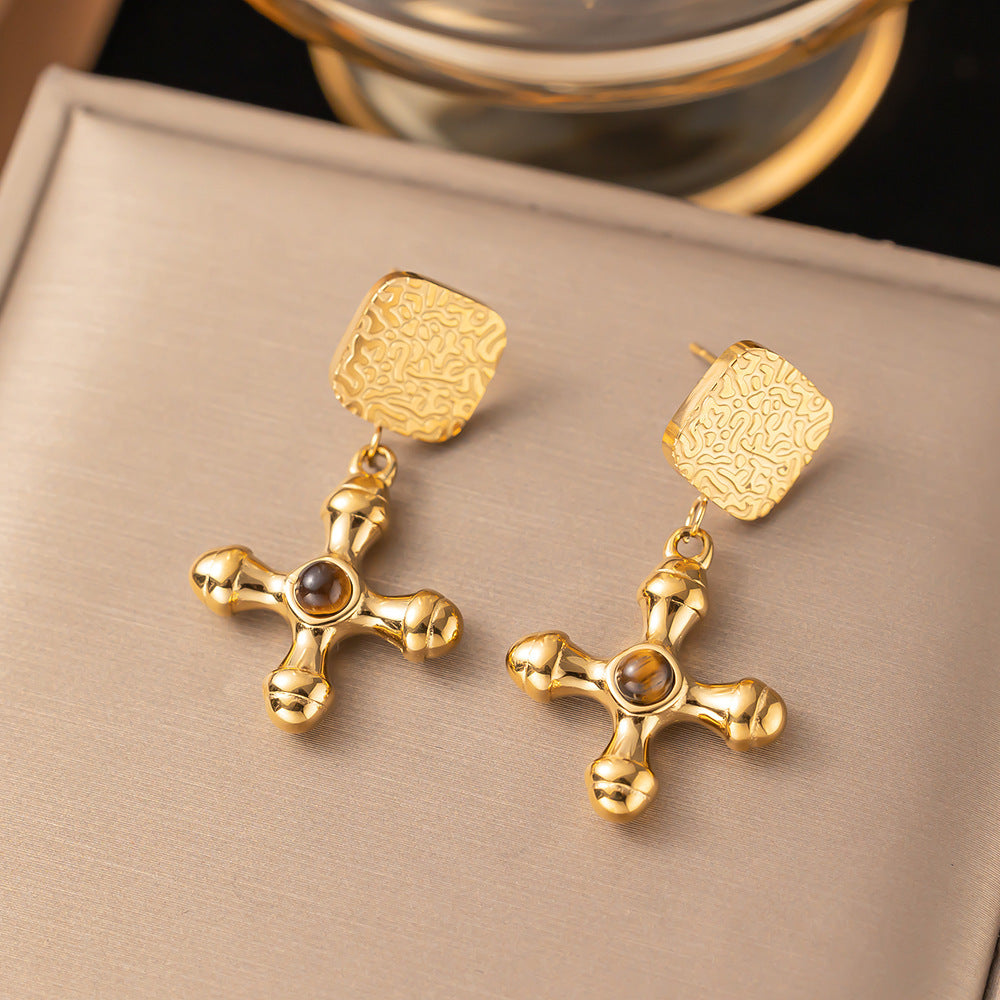 Della Gold Earrings Image