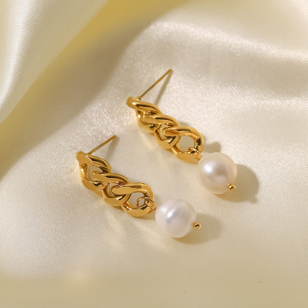 Lumina Pearl Earrings Image