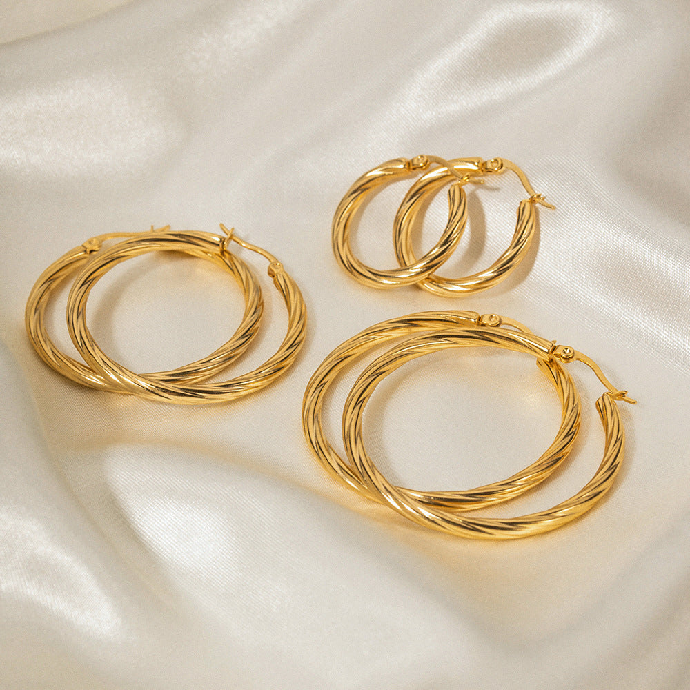 Zephy Hoop Earrings Image