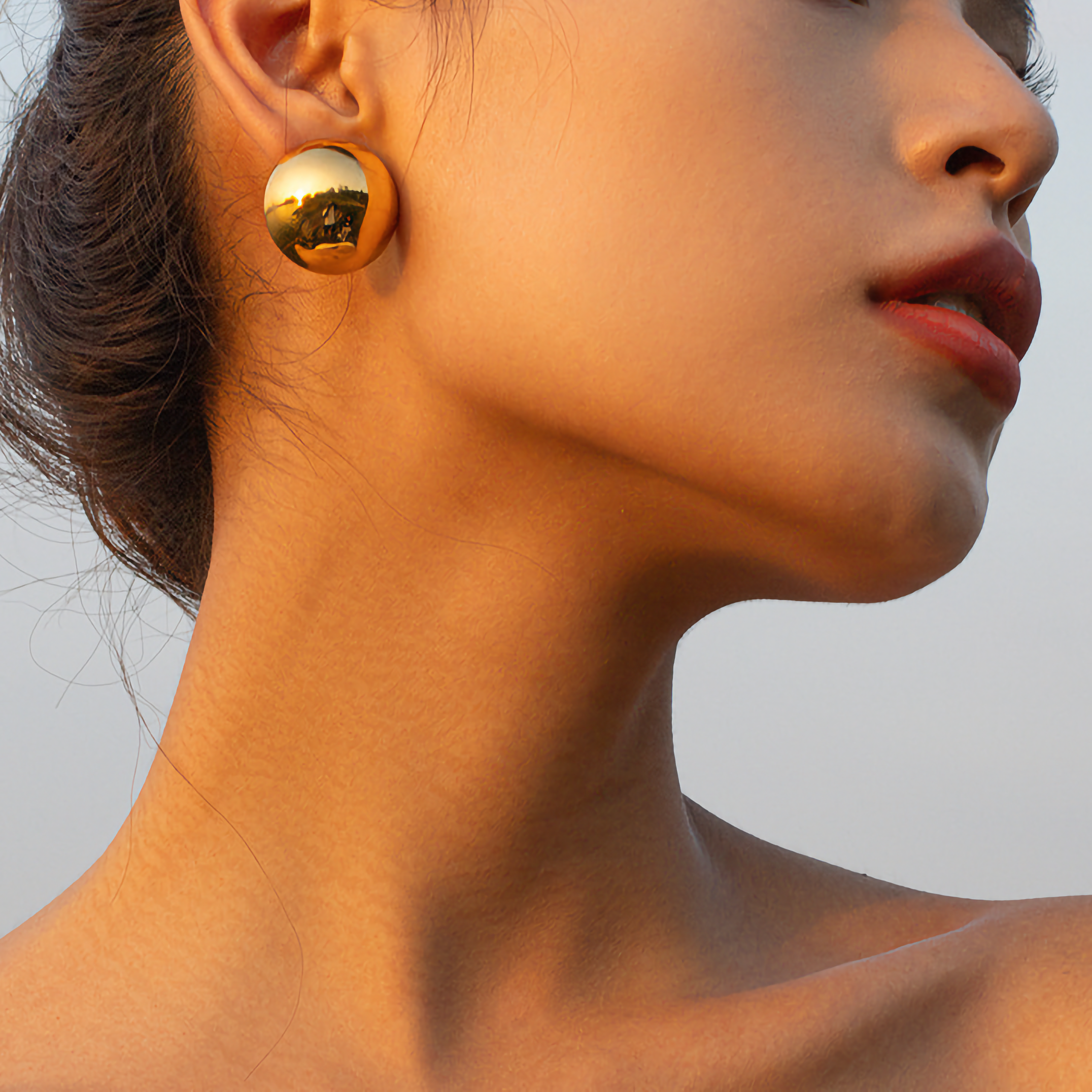 Briar Gold Earrings Image