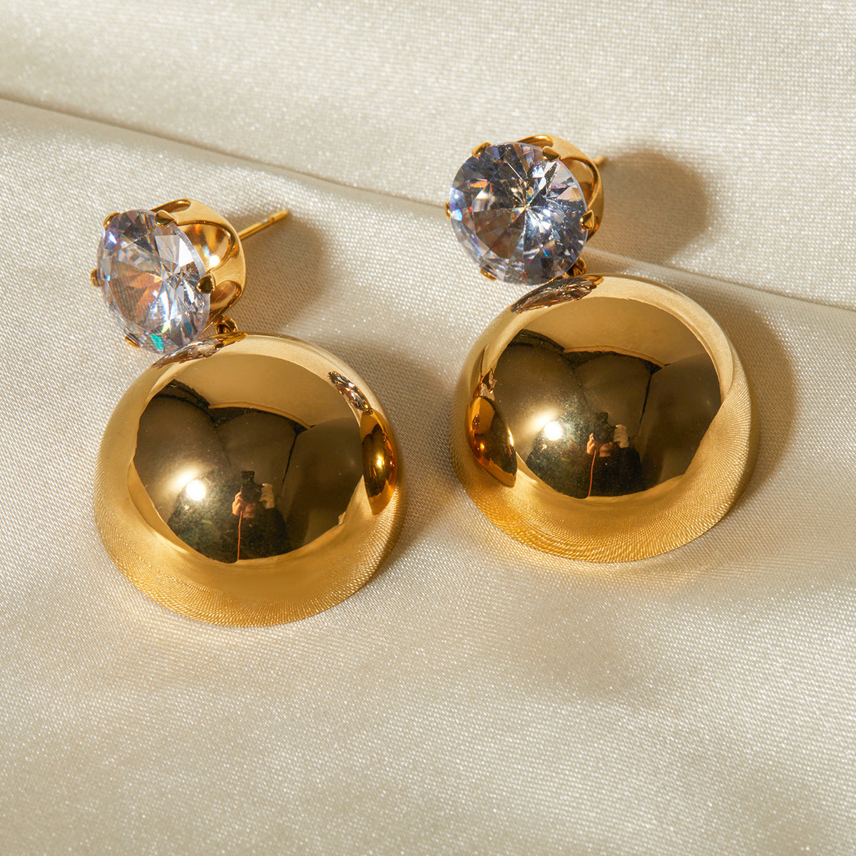 Gretta Gold Earrings Image