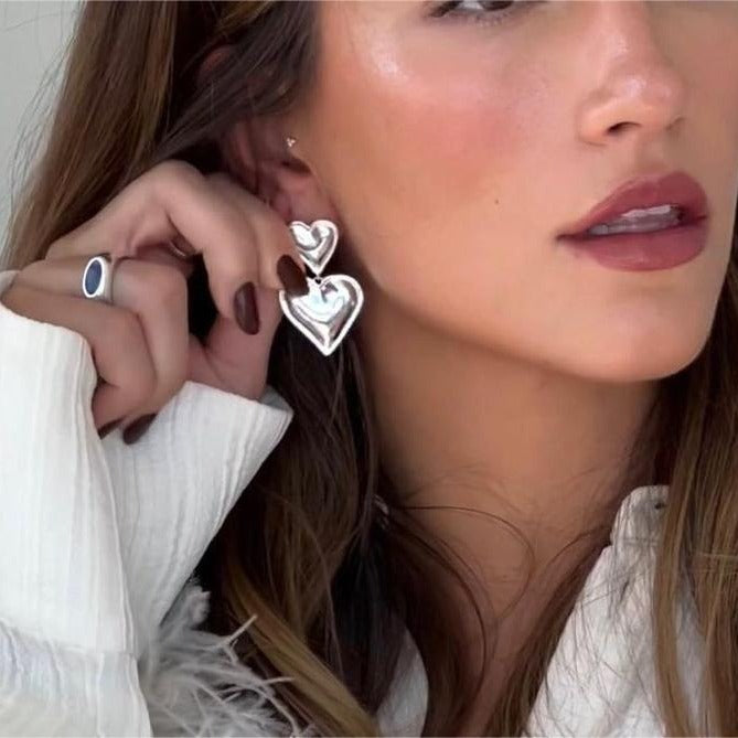 Zofia Gold Heart Earrings Image