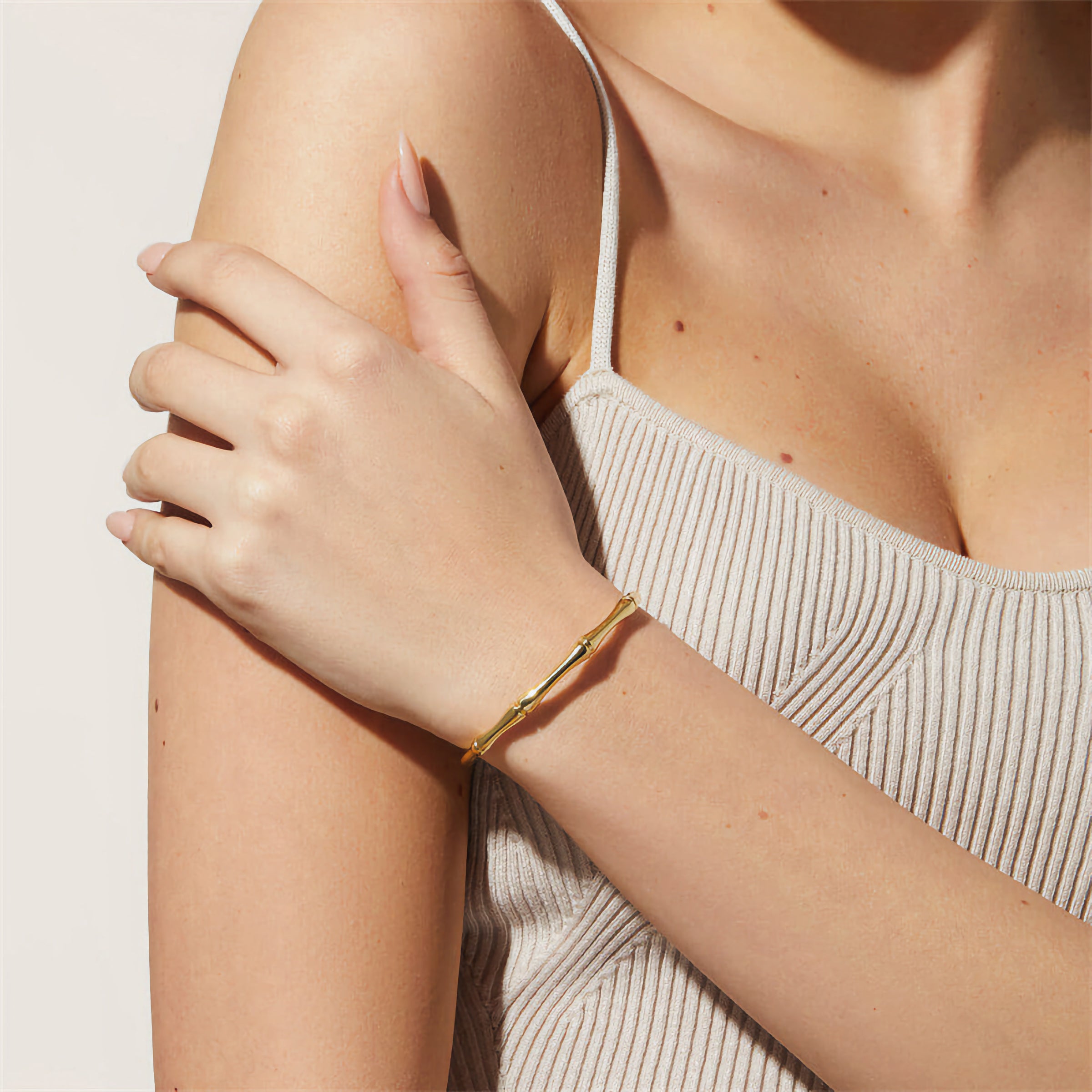 Brielle Gold Bangle Image