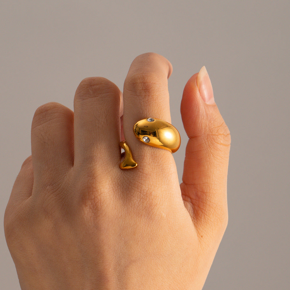 Etta Gold Serpent Ring Image