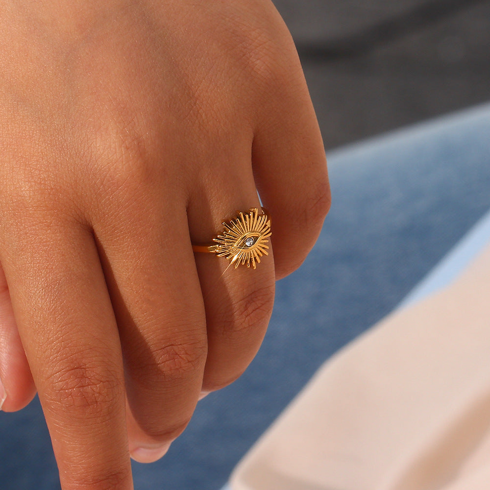 Solana Gold Ring Image