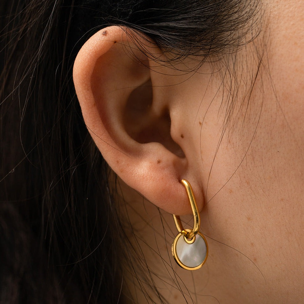 Lora Gold Earrings Image