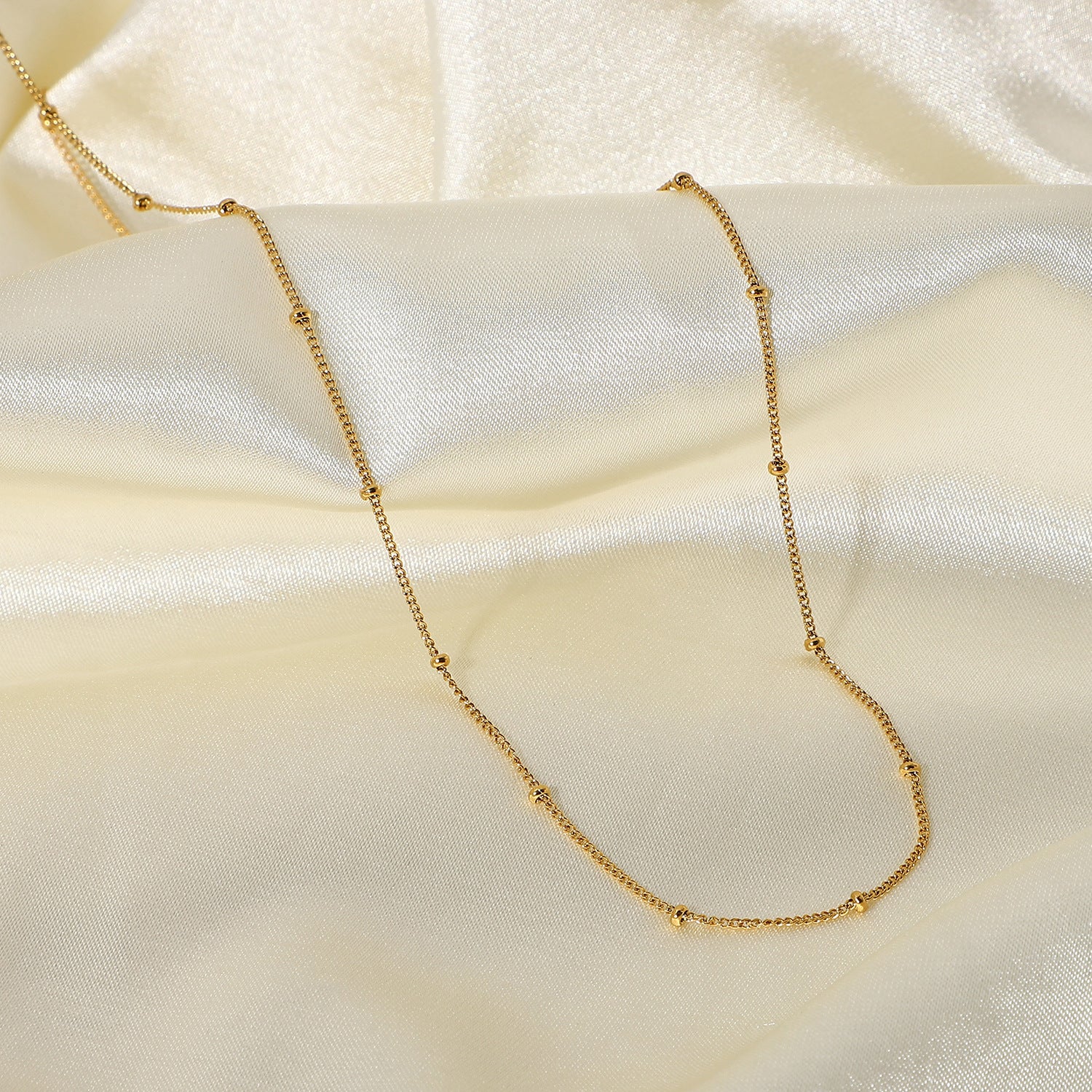 Julia Gold Chain Necklace Image