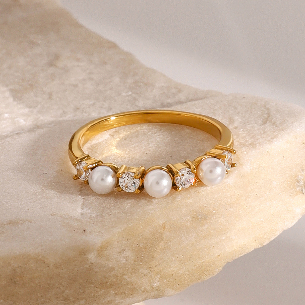 Keisha Diamond Pearl Ring Image