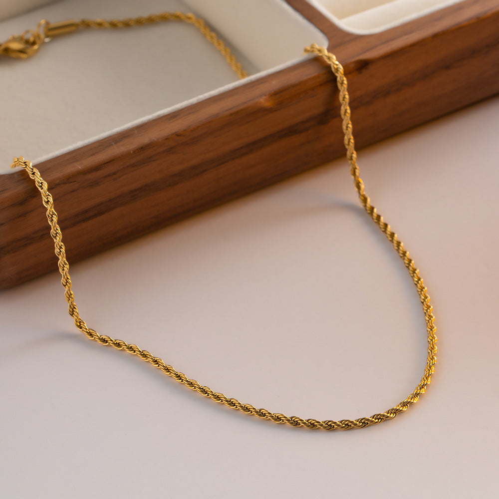 Calle Rope Chain Gold Necklace Image