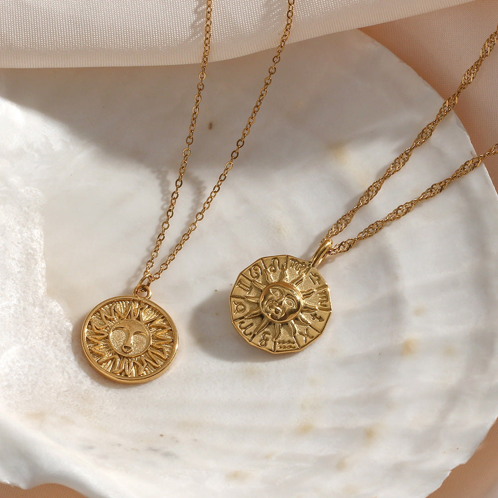 Soleil Gold Necklace Image