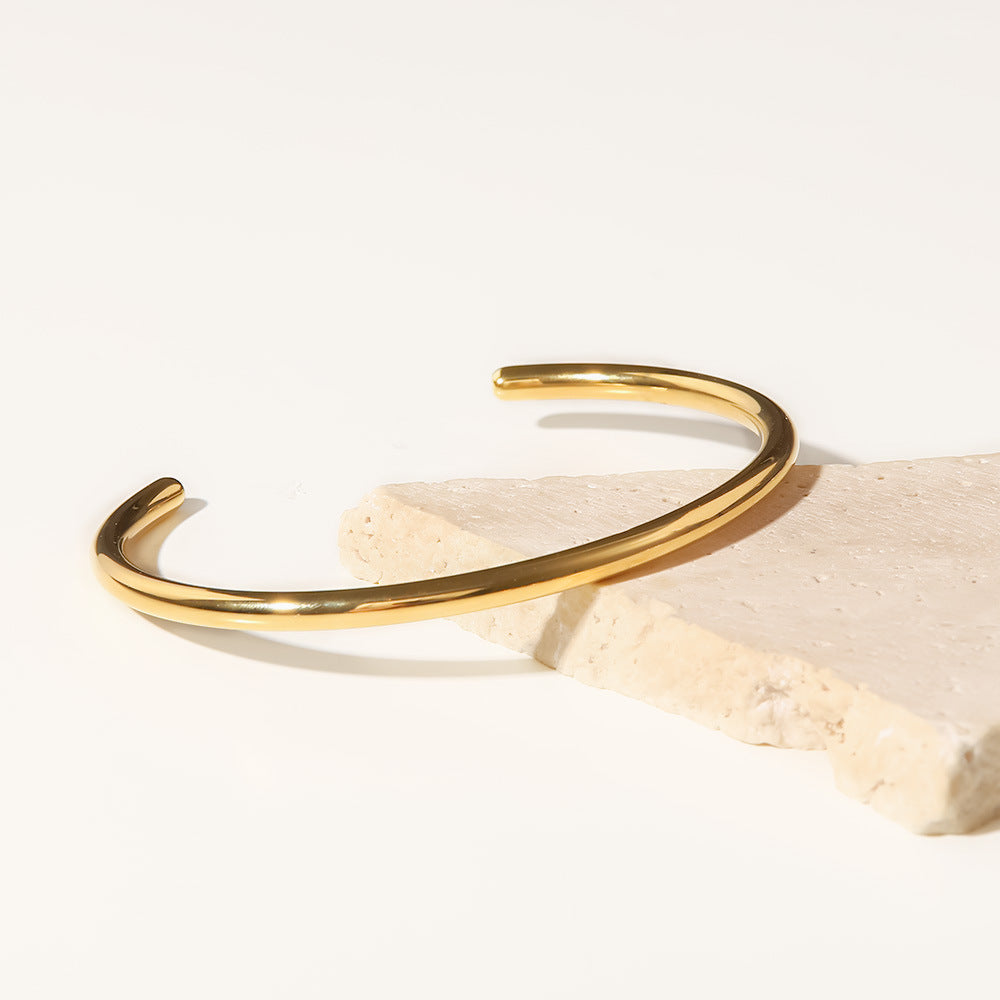 Ara Gold Bangle Image